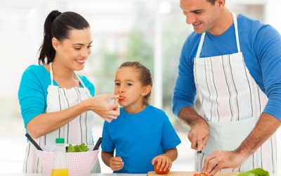 ¿Cómo ayudan la alimentación sana y la actividad física a mis hijos?